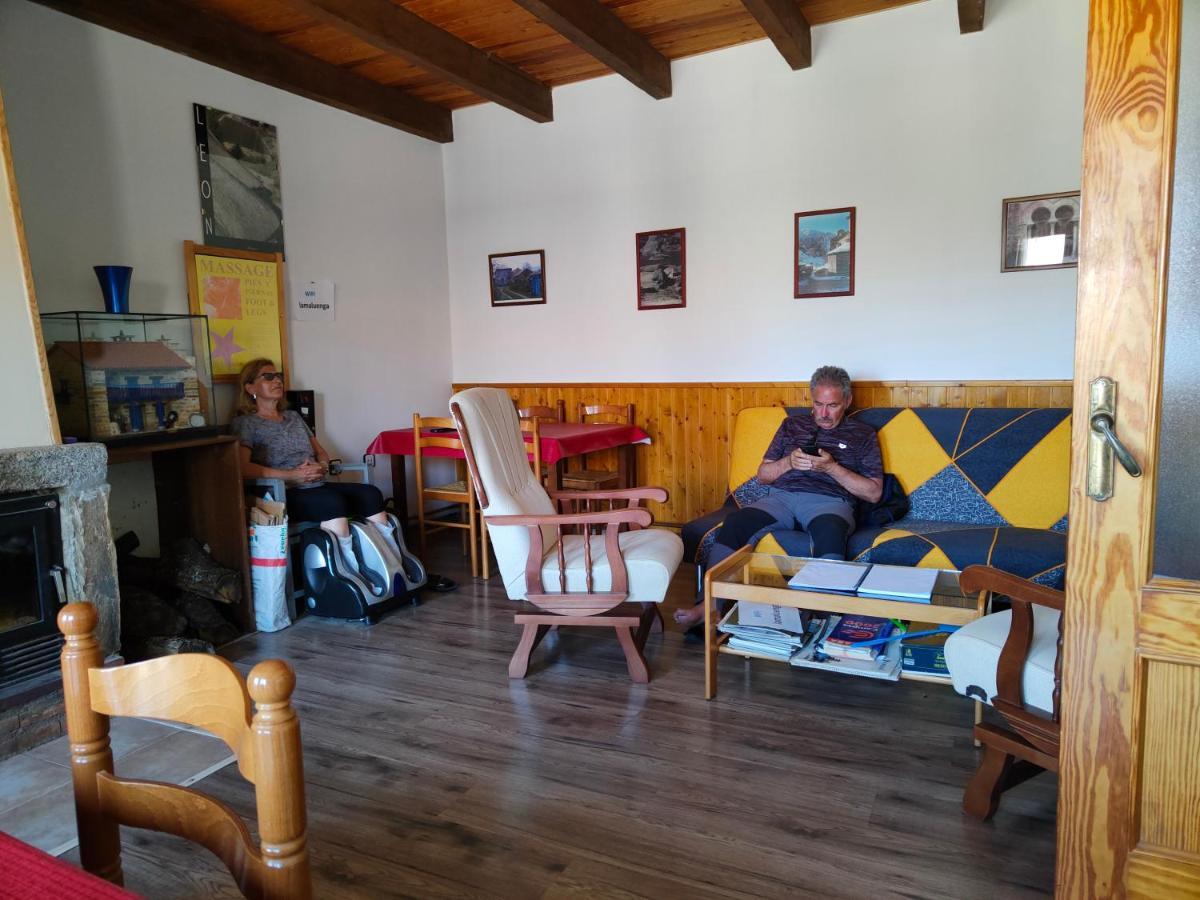 Albergue La Senda Rabanal del Camino Extérieur photo